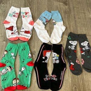 NWOT Snoopy Crew Socks